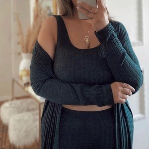 Three-piece crop top leggings and a coat set